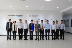 成都市政府領導拜訪荏原電産(青島)科技有限公司